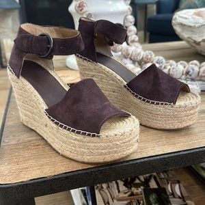 Marc Fisher size 8 platform espadrilles